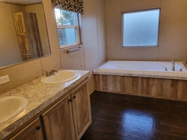 1054 County Road 4455, Trenton, TX 75490