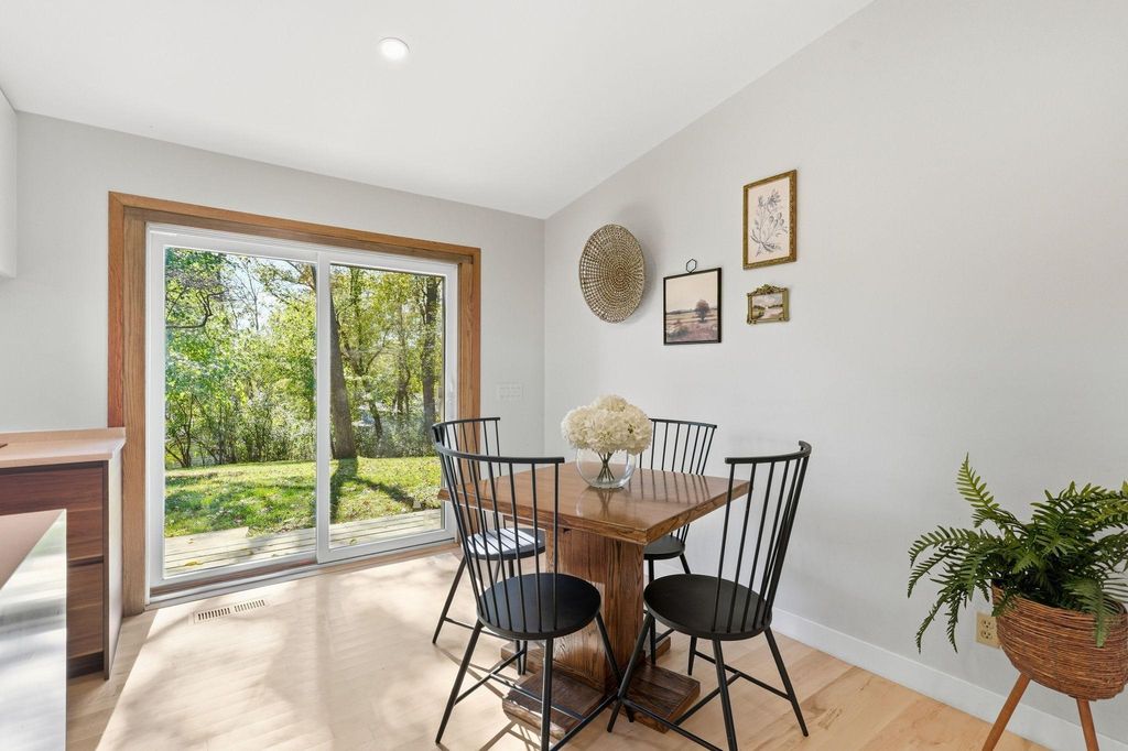 17925 Covington Road, Minnetonka, MN 55345 — photo 4