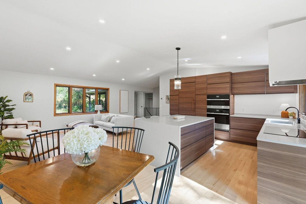 17925 Covington Road, Minnetonka, MN 55345 — photo 5