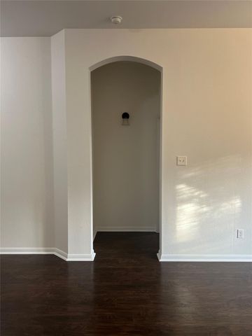 600 Spanish Oak TER, Round Rock, TX 78681