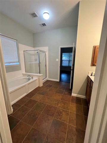 600 Spanish Oak TER, Round Rock, TX 78681