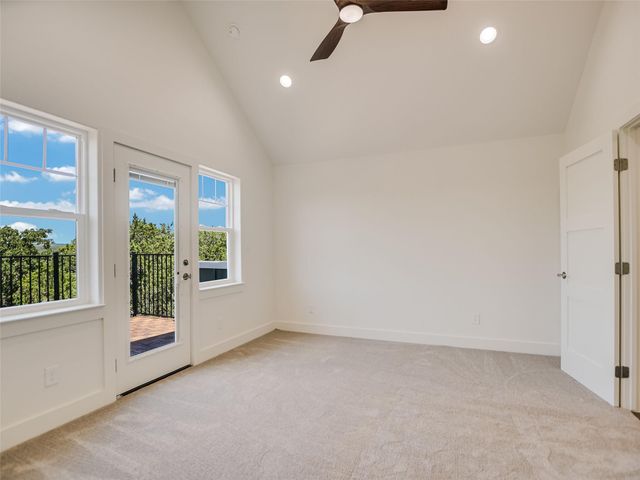 13 Rock Hollow CIR, Wimberley, TX 78676