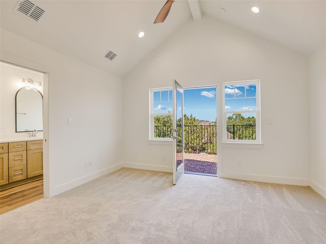 13 Rock Hollow CIR, Wimberley, TX 78676