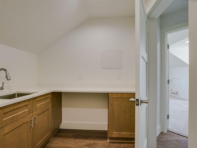 13 Rock Hollow CIR, Wimberley, TX 78676
