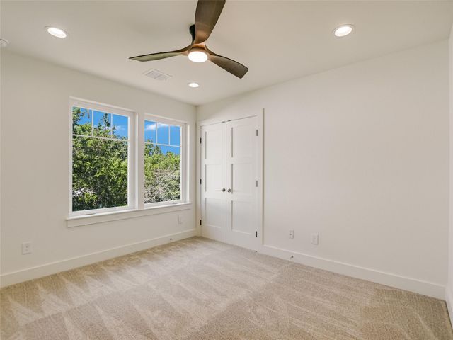 13 Rock Hollow CIR, Wimberley, TX 78676