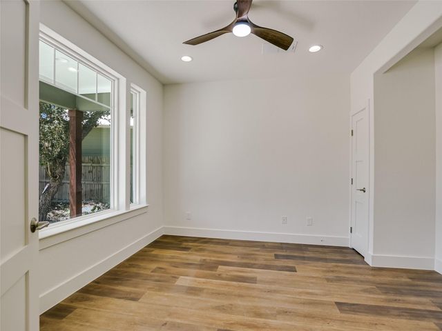 13 Rock Hollow CIR, Wimberley, TX 78676