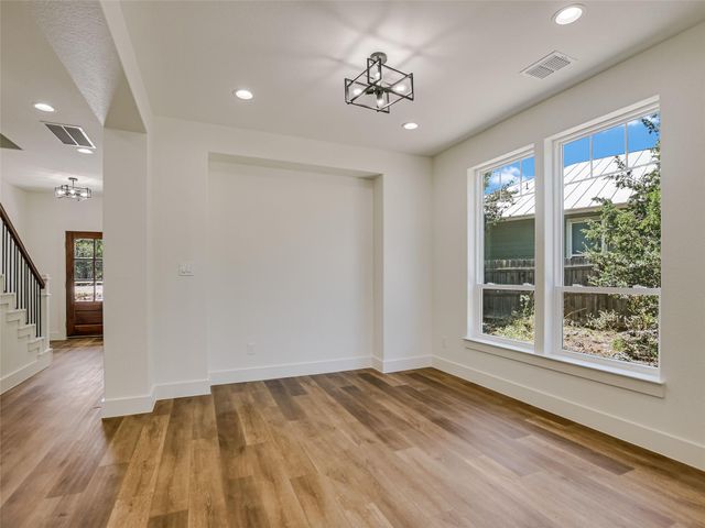 13 Rock Hollow CIR, Wimberley, TX 78676