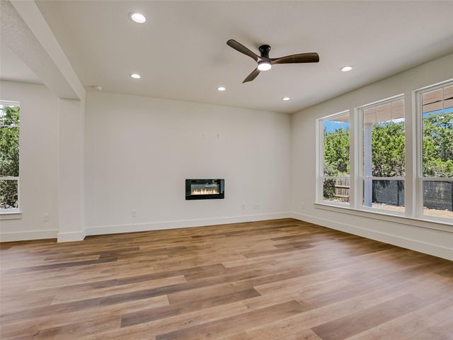 13 Rock Hollow CIR, Wimberley, TX 78676