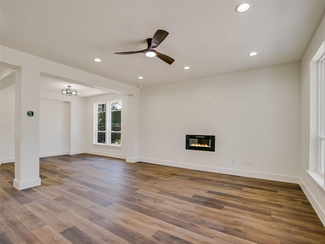 13 Rock Hollow CIR, Wimberley, TX 78676