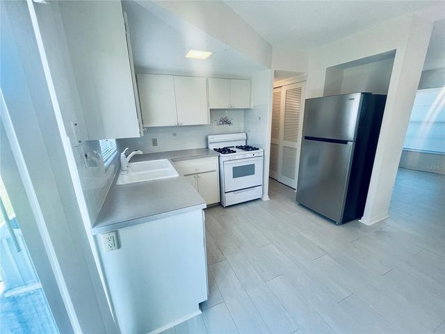7847 39TH TERRACE N, St Petersburg, FL 33709