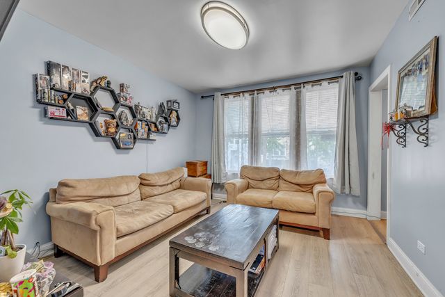 4507 S California Avenue, Chicago, IL 60632