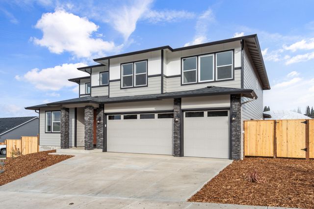 1153 Pumpkin Ridge Drive 322, Eagle Point, OR 97524