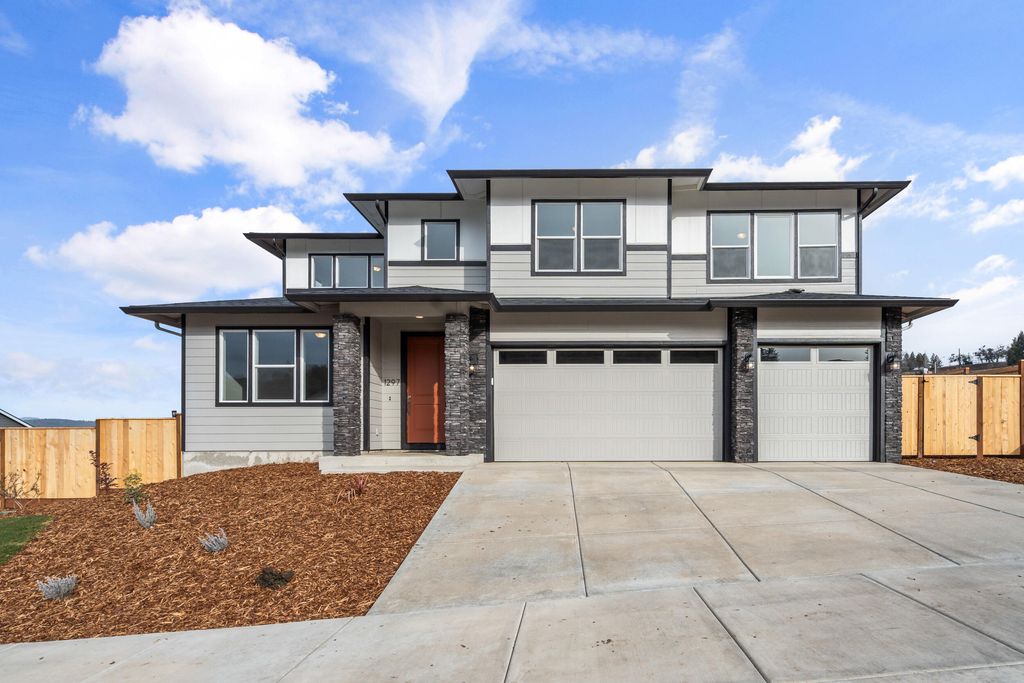 1153 Pumpkin Ridge Drive 322, Eagle Point, OR 97524