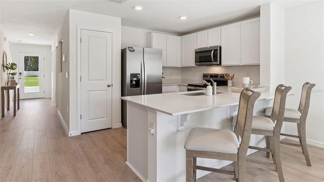 511 ZINFANDEL DRIVE, Daytona Beach, FL 32117