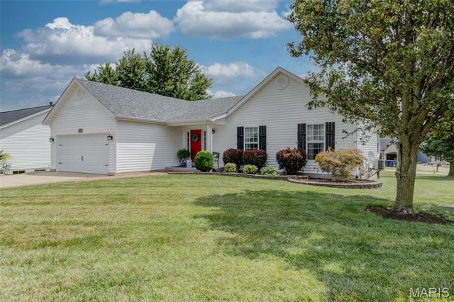 109 Emerald Isle Lane, Wentzville, MO 63385