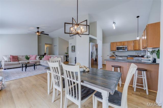 109 Emerald Isle Lane, Wentzville, MO 63385
