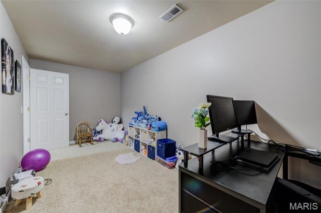 109 Emerald Isle Lane, Wentzville, MO 63385