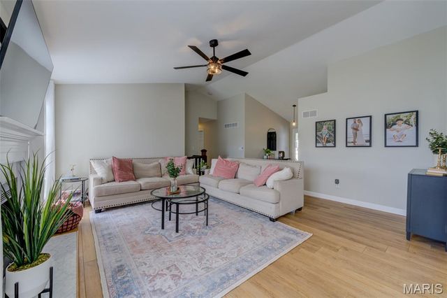 109 Emerald Isle Lane, Wentzville, MO 63385