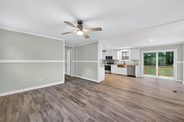 741 Thompson Lane, Loganville, GA 30052