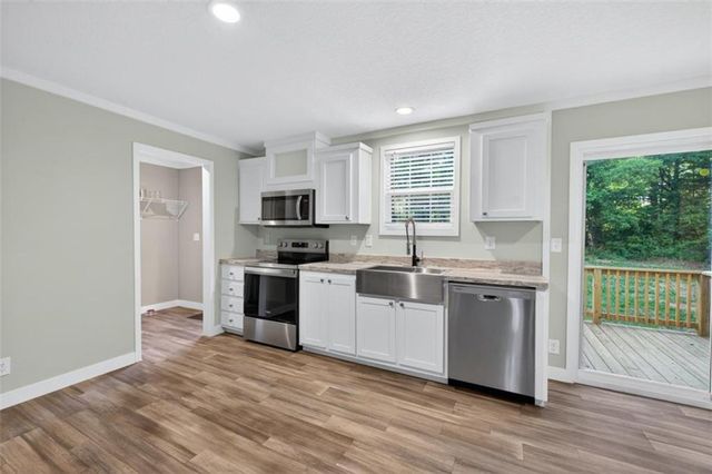 741 Thompson Lane, Loganville, GA 30052