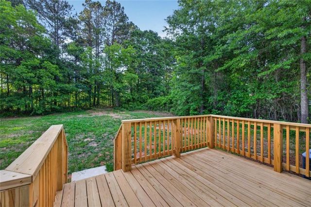 741 Thompson Lane, Loganville, GA 30052