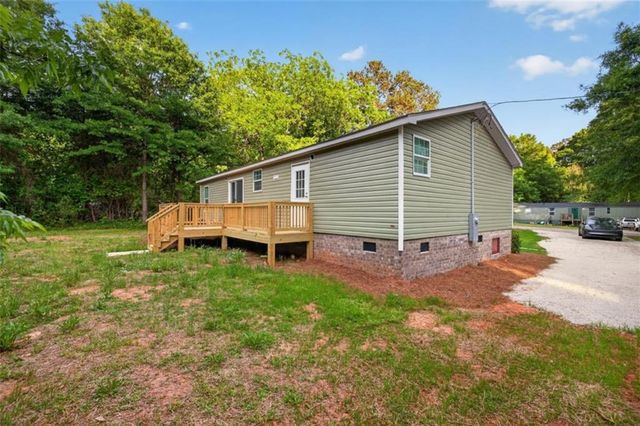 741 Thompson Lane, Loganville, GA 30052