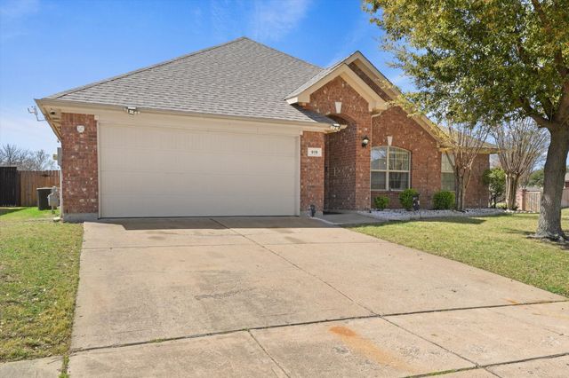 919 Fleetwood Cove Drive, Grand Prairie, TX 75052