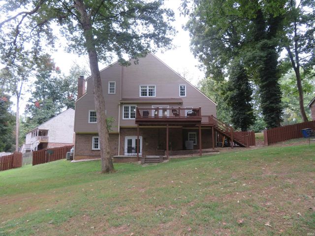 5011 E Timberwood Drive, Newburgh, IN 47630