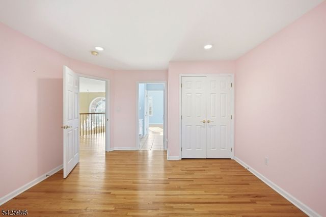 56 Burnet Hill Rd, Livingston Twp., NJ 07039
