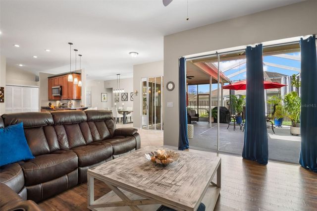 18536 OTTERWOOD AVENUE, Tampa, FL 33647