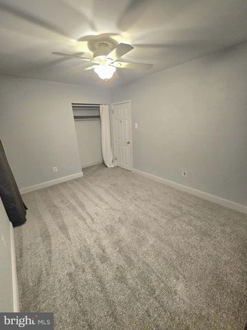 30 CLARK DR, Barrington, NJ 08007