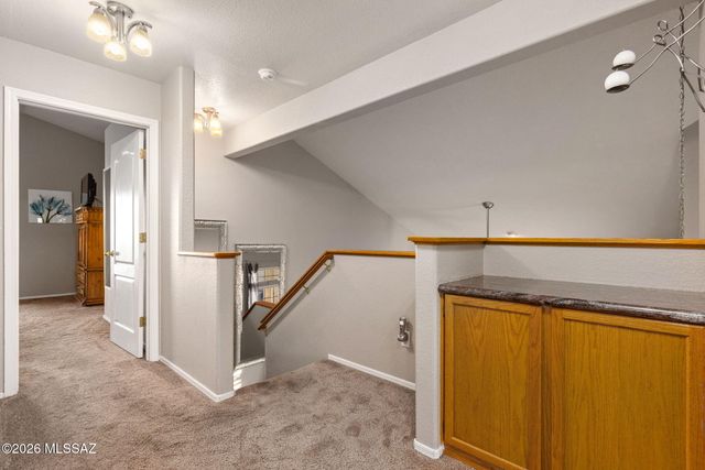 8816 N Old Well Place, Tucson, AZ 85743