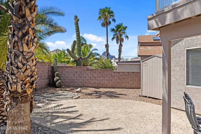 8816 N Old Well Place, Tucson, AZ 85743