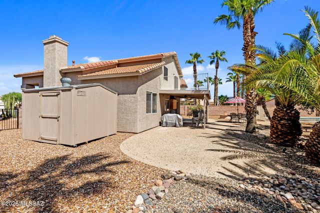 8816 N Old Well Place, Tucson, AZ 85743