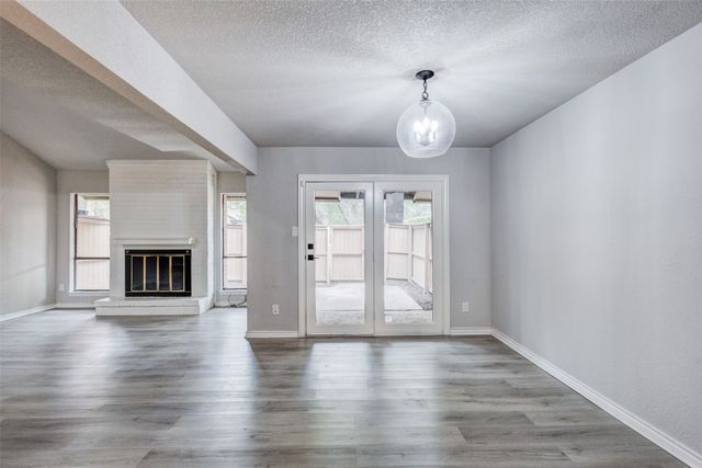 3161 Golden Oak, Farmers Branch, TX 75234
