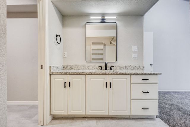 3161 Golden Oak, Farmers Branch, TX 75234
