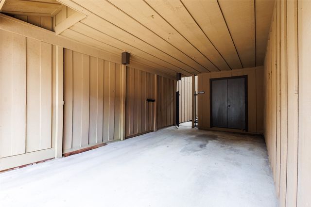 3161 Golden Oak, Farmers Branch, TX 75234