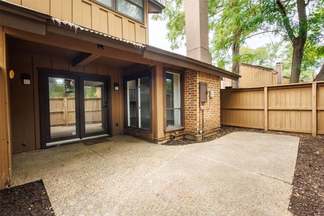3161 Golden Oak, Farmers Branch, TX 75234