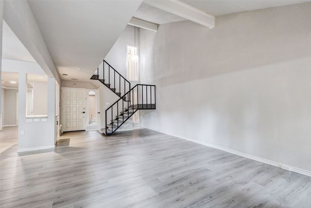 3161 Golden Oak, Farmers Branch, TX 75234
