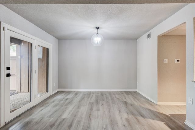 3161 Golden Oak, Farmers Branch, TX 75234