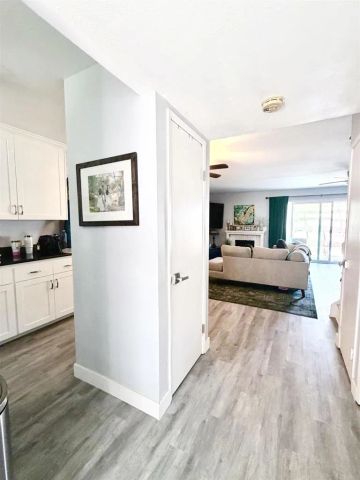 17380 Caminito Canasto, San Diego, CA 92127