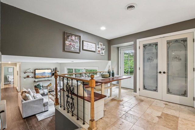 W350S3525 Waterville ROAD, Oconomowoc, WI 53066