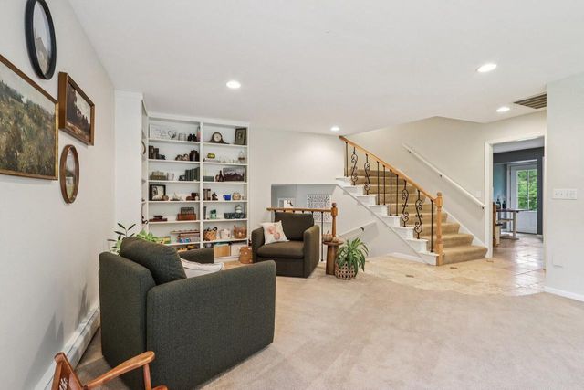 W350S3525 Waterville ROAD, Oconomowoc, WI 53066