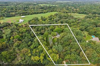 W350S3525 Waterville ROAD, Oconomowoc, WI 53066