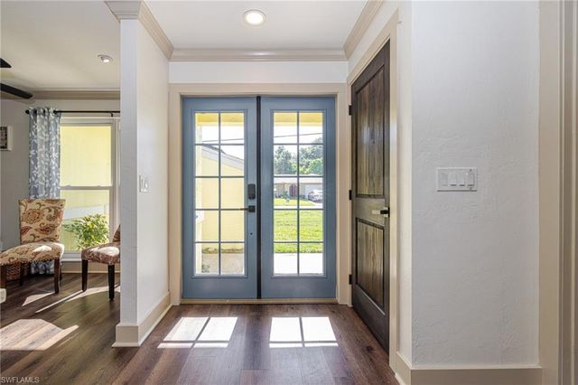 2507 LAKEVIEW DR, Lehigh Acres, FL 33936