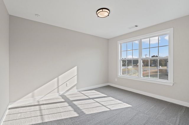 5061 FAIRY MEADOW CV, Arlington, TN 38002