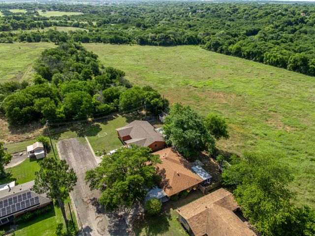 104 Forest Lane, Hillsboro, TX 76645