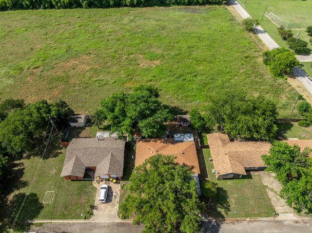 104 Forest Lane, Hillsboro, TX 76645
