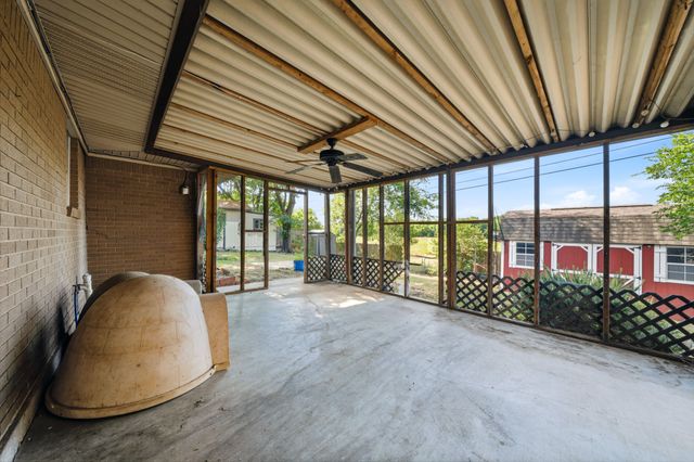 104 Forest Lane, Hillsboro, TX 76645