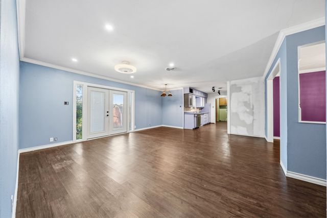 104 Forest Lane, Hillsboro, TX 76645
